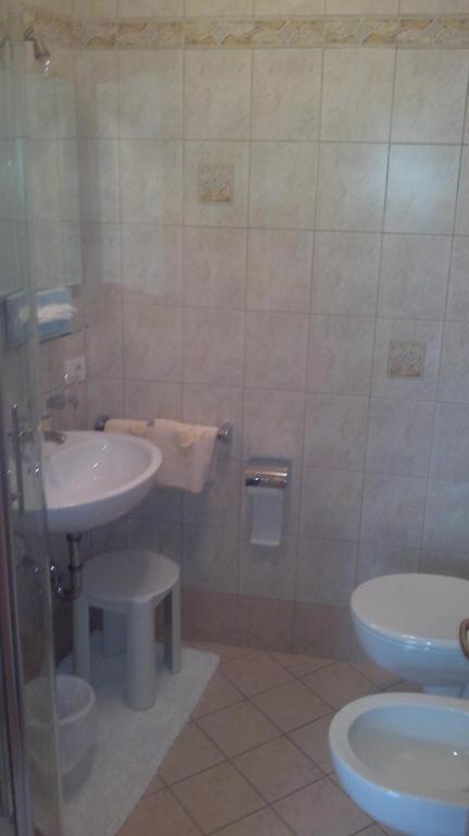 Hotel B&B Gasthof Zur Linde Rio di Pusteria Kamer foto